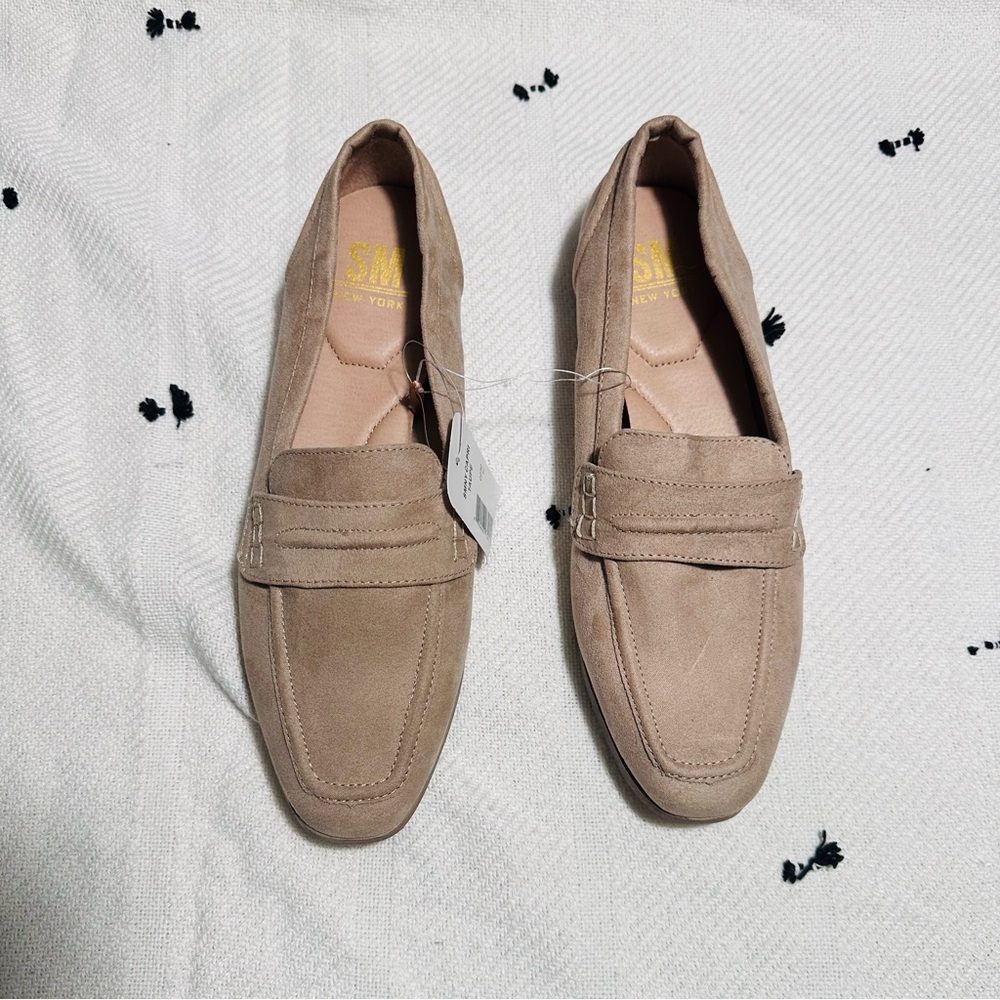 NWT SM New York Beige Loafers Sz 7
